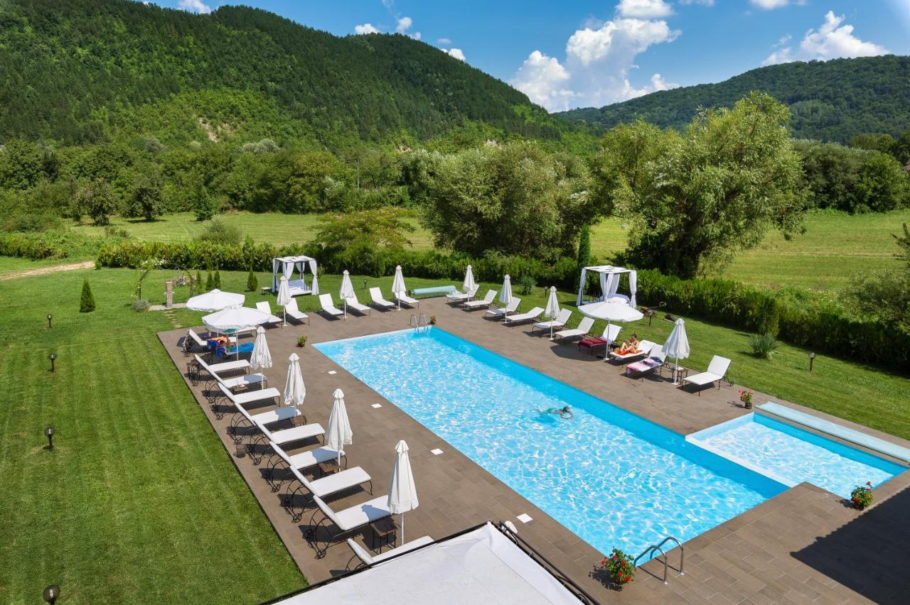 Family Hotel Strannopriemnitza Орешак Екстер'єр фото